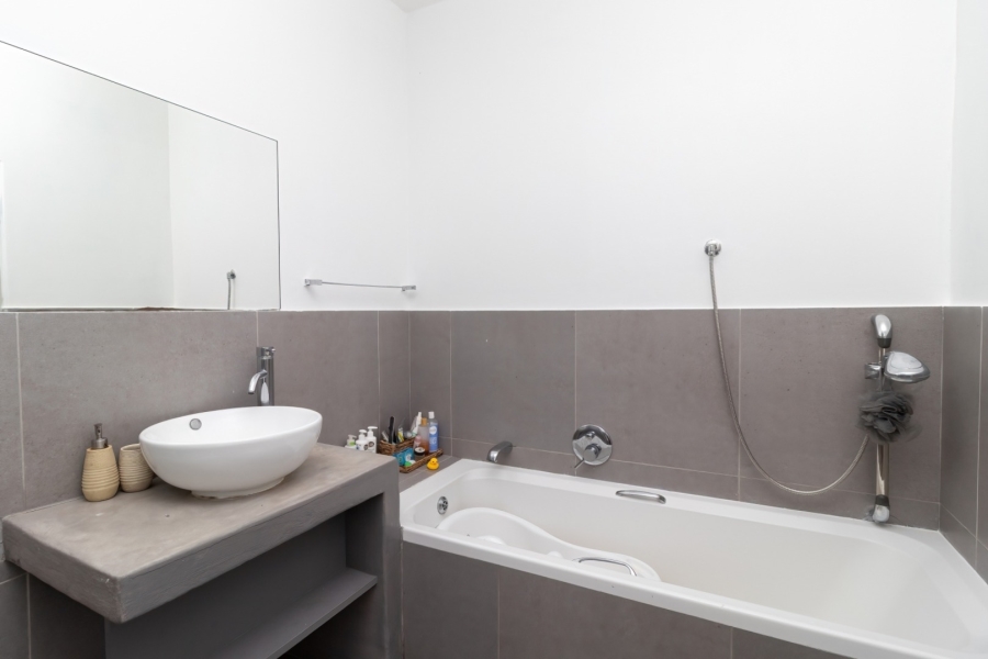 2 Bedroom Property for Sale in Burgundy Estate Western Cape